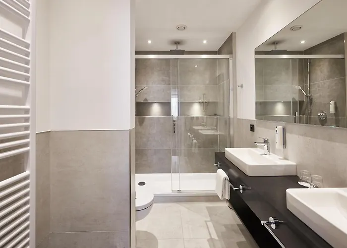 Hotel Western International 3*